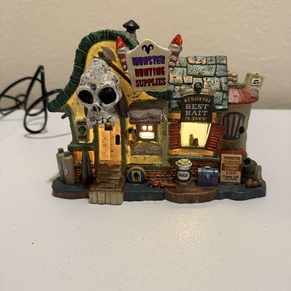 Lemax Halloween MONSTER HUNTING SUPPLY  Village #85311 Spooky Town - Picture 3 of 8